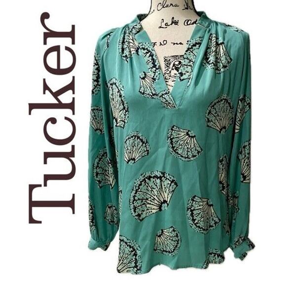 TUCKER BLOUSE FAN PRINT SILK SMOCKED V NECK SZ L TEAL NAUTICAL AESTHETIC CORE - Picture 1 of 16